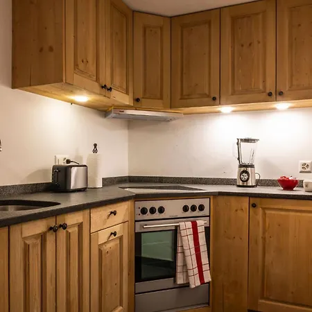 Апартаменты La Ruinette-spacious In Centre